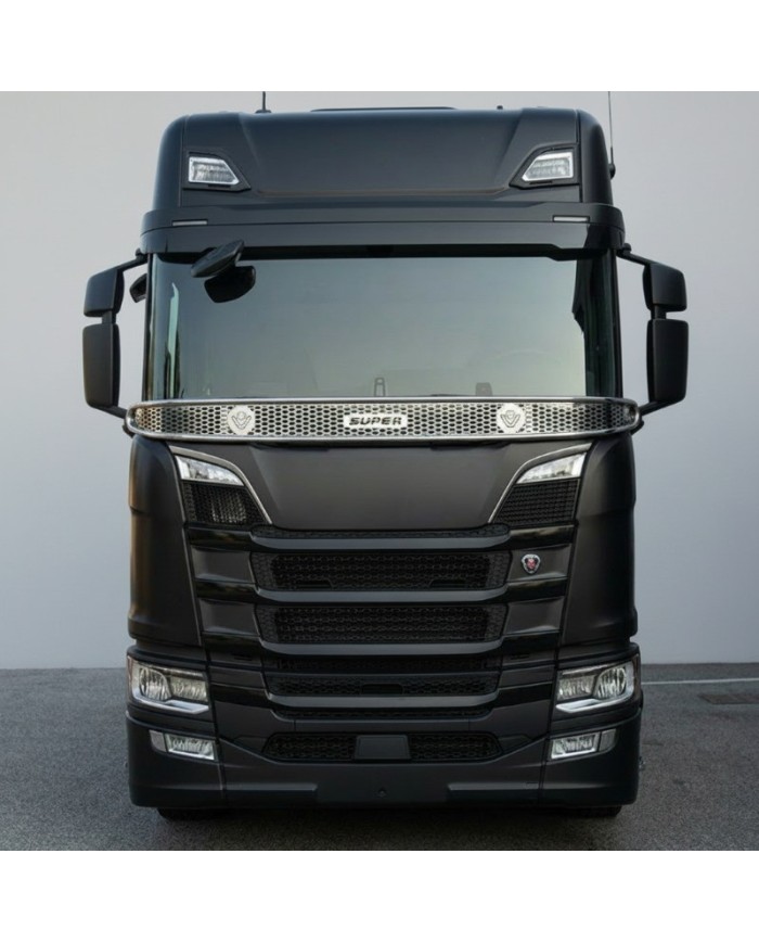 Paratergi in acciaio inox lucido specchio montato su Scania S / R New Generation
