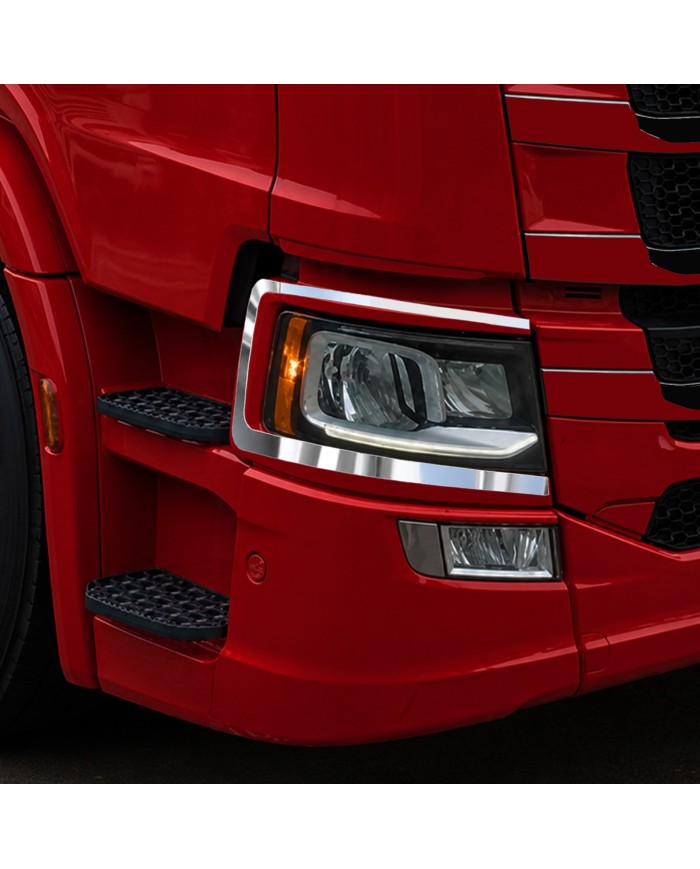 Cornici Inox  Per Faro Anteriore  Scania S / R New Generation montate su camion